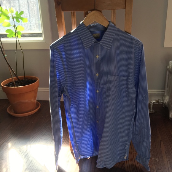 J Crew M Blue Pin Stripped 2-ply Button Down - Picture 2 of 5